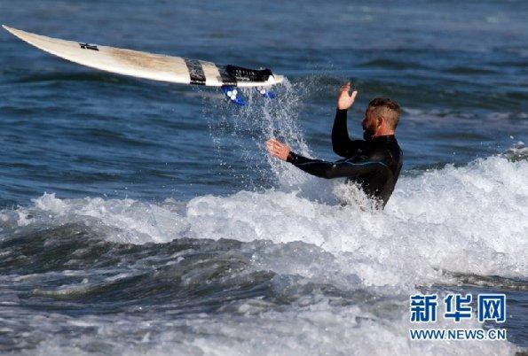 逃离隐秘的洞穴